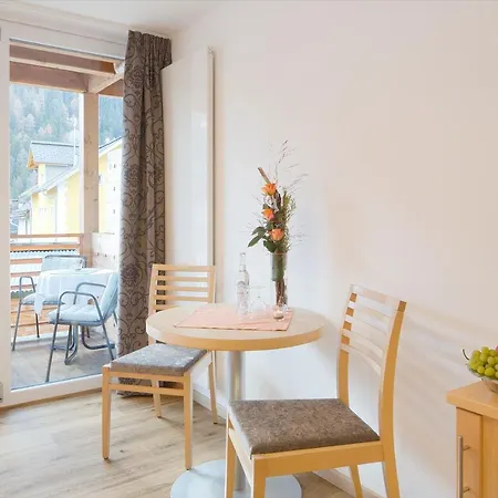 Hotel Garni Alvetern Samnaun