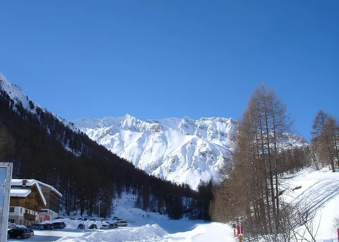 Garni Alvetern Hotel